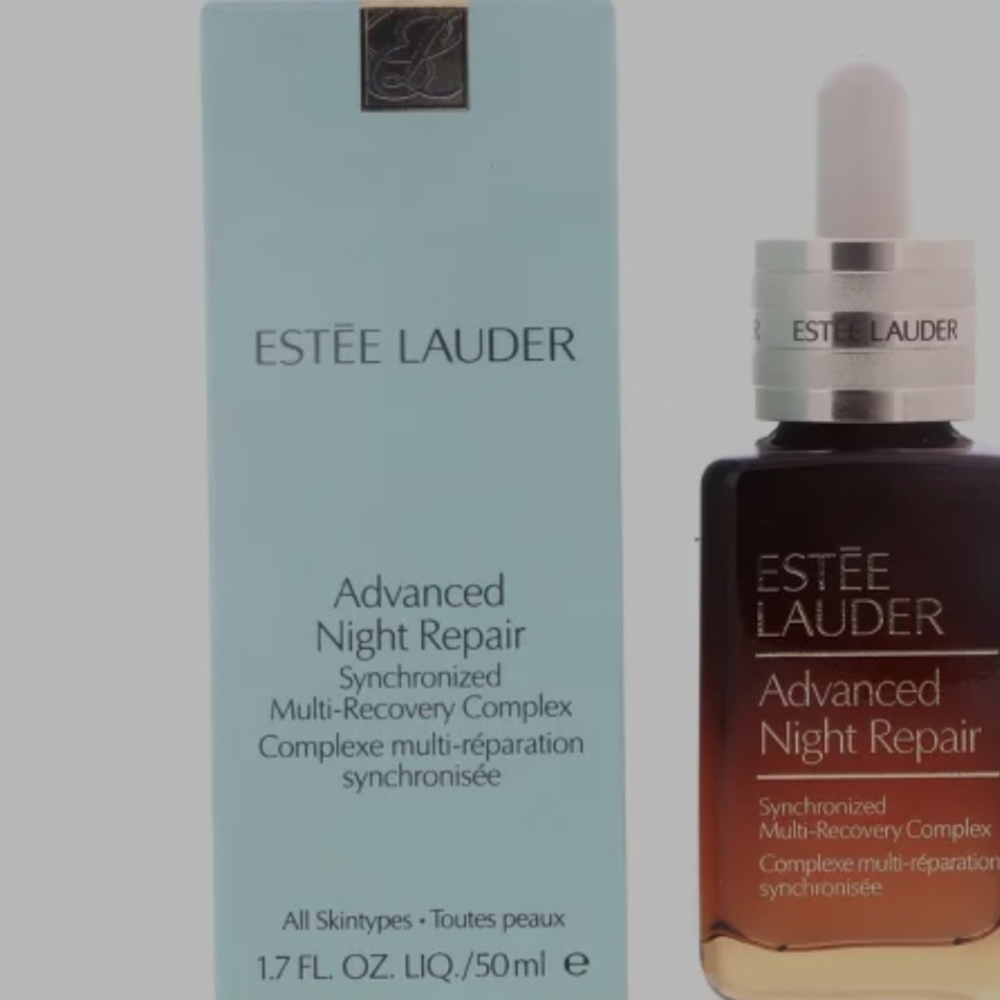 Estee Lauder Advanced Night Repair in Elegant Blue Packaging